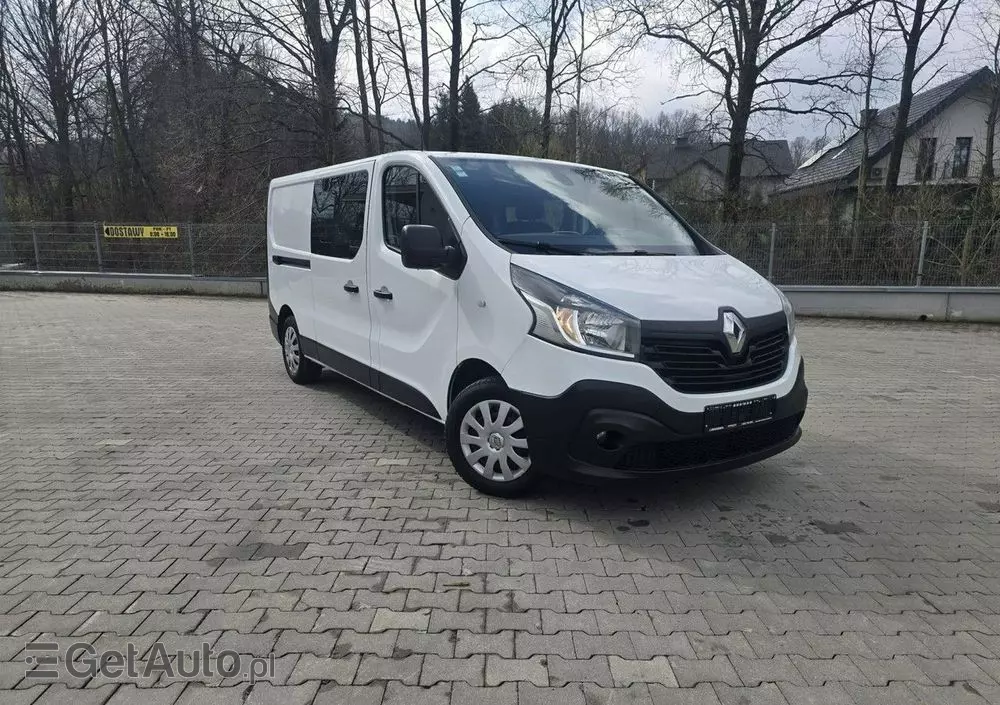RENAULT Trafic 