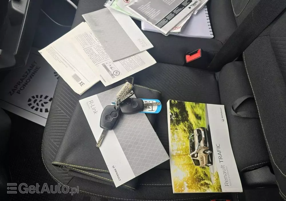 RENAULT Trafic 