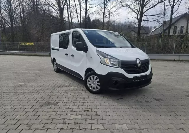 RENAULT Trafic 