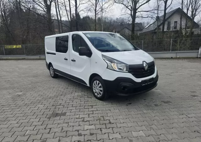RENAULT Trafic 