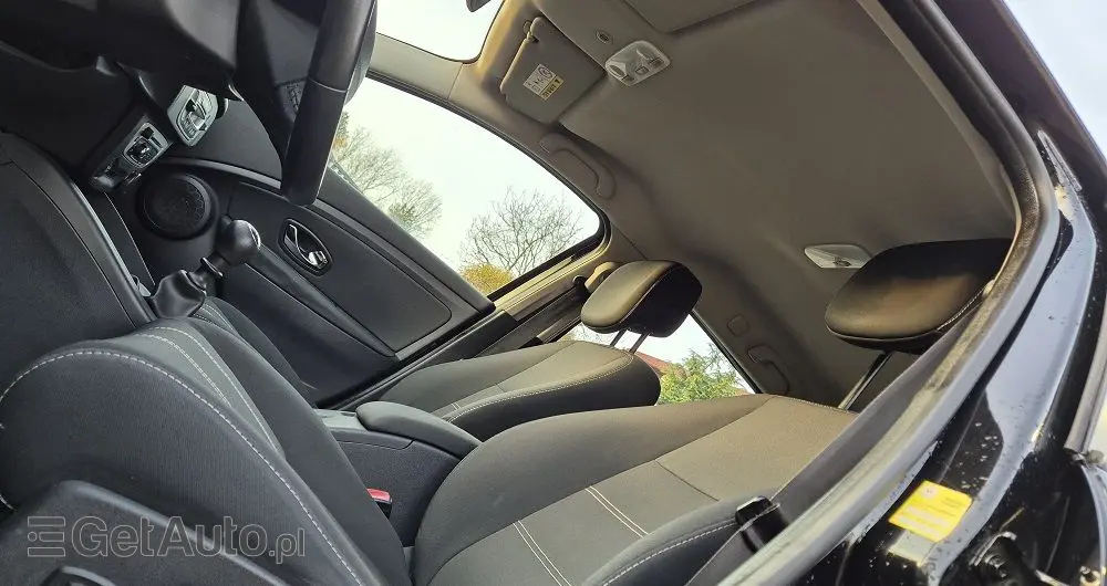 RENAULT Megane 1.6 16V Limited