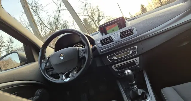 RENAULT Megane 1.6 16V Limited