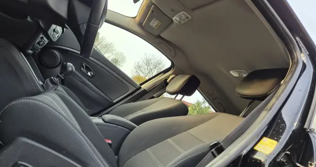 RENAULT Megane 1.6 16V Limited