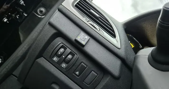 RENAULT Megane 1.6 16V Limited