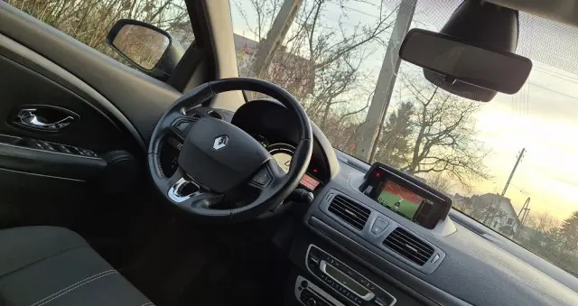 RENAULT Megane 1.6 16V Limited