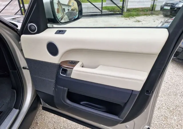 LAND ROVER Range Rover Sport 