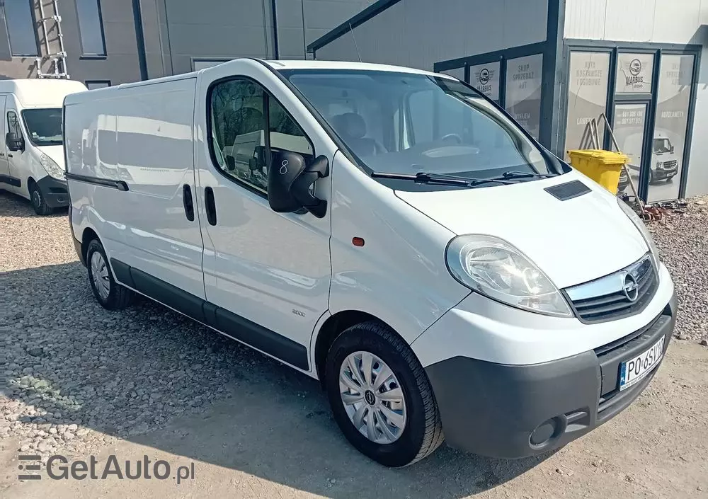 OPEL Vivaro 