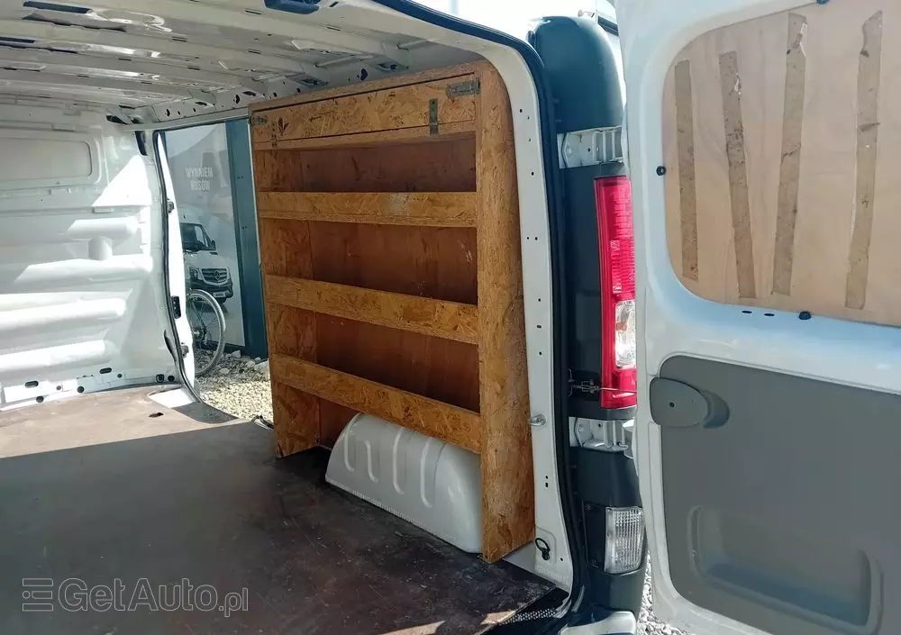 OPEL Vivaro 