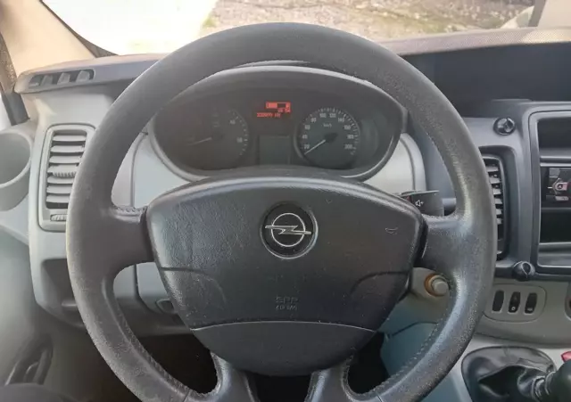 OPEL Vivaro 