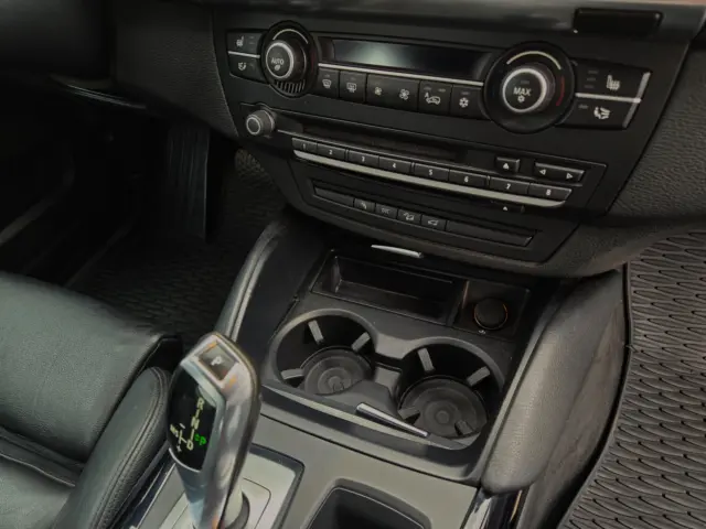 BMW X6 XDrive50i Step