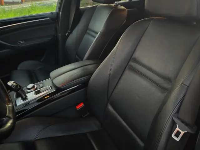 BMW X6 XDrive50i Step