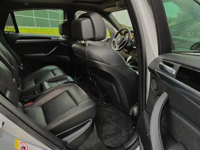 BMW X6 XDrive50i Step