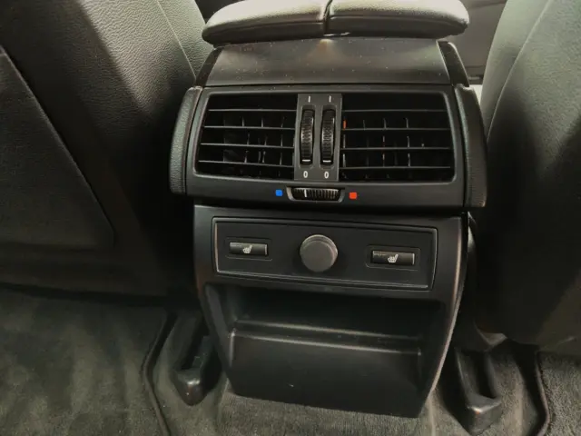 BMW X6 XDrive50i Step