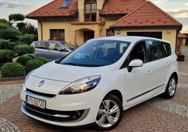 RENAULT Grand Scenic 2.0 16V 140 CVT Bose Edition