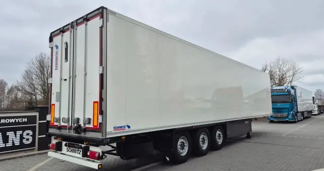 SCHMITZ CARGOBULL NACZEPA///CHŁODNIA///SCHMITZ/// 2020///THERMO KING///SLXi 300/// KOSZ PALETOWY///STAN JAK NOWA 