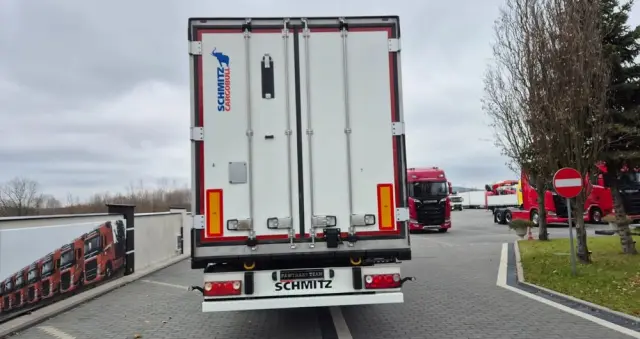 SCHMITZ CARGOBULL NACZEPA///CHŁODNIA///SCHMITZ/// 2020///THERMO KING///SLXi 300/// KOSZ PALETOWY///STAN JAK NOWA 