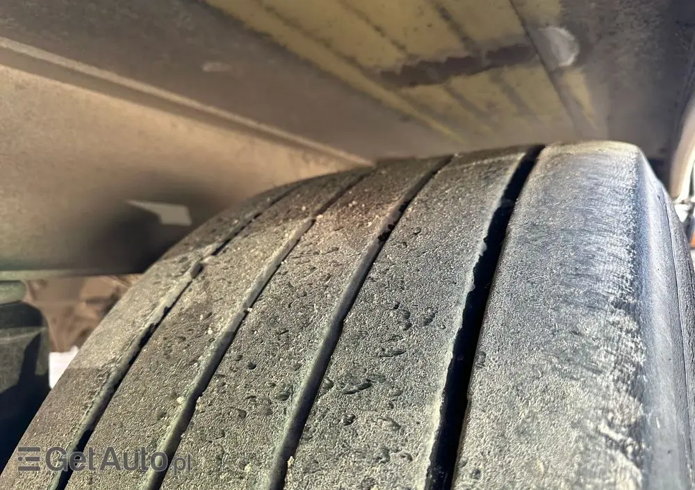 SCHMITZ CARGOBULL OSIE SCHMITZ DOPPELSTOCK CARRIER VECTOR 1850 MT 