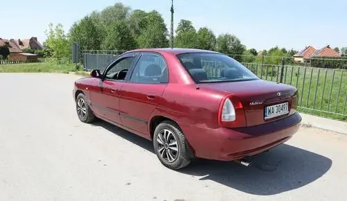 DAEWOO Nubira 