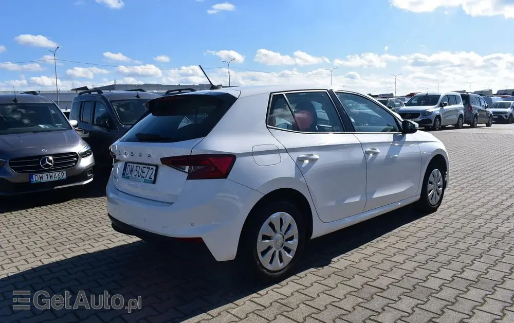 SKODA Fabia 1.0 Ambition