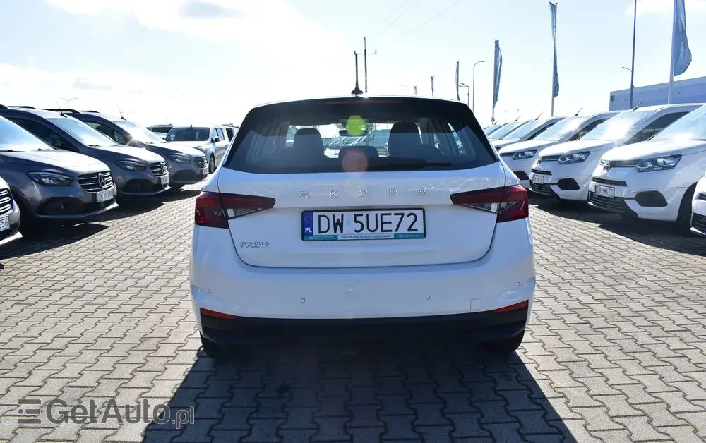 SKODA Fabia 1.0 Ambition