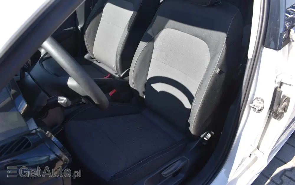 SKODA Fabia 1.0 Ambition