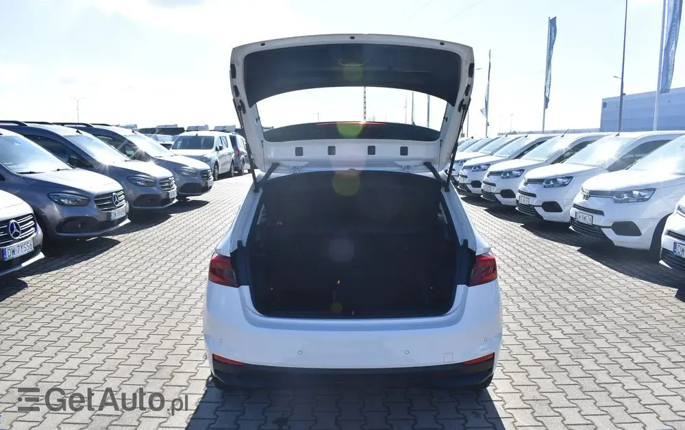 SKODA Fabia 1.0 Ambition