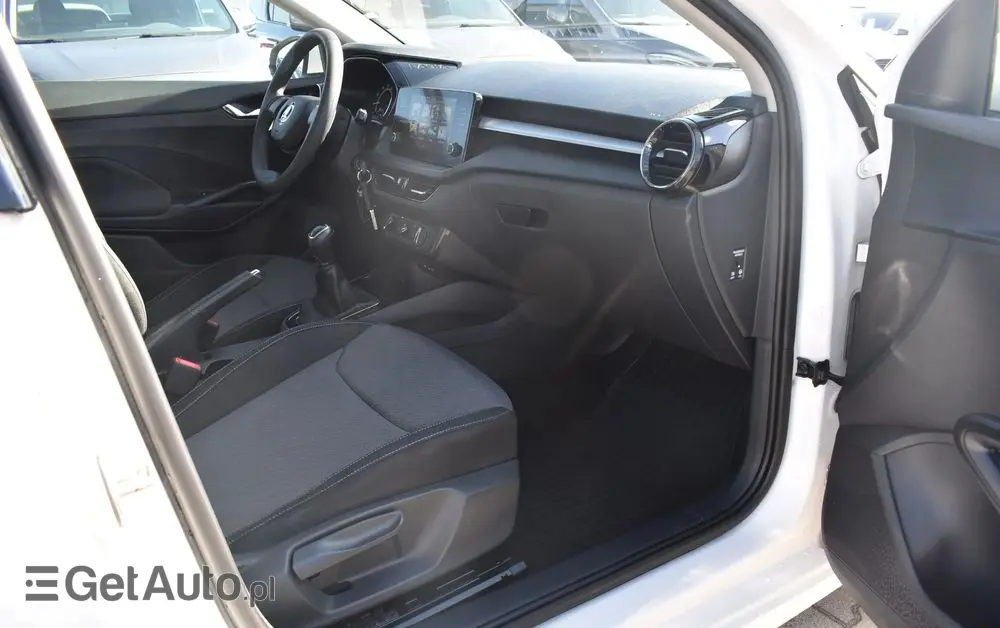 SKODA Fabia 1.0 Ambition