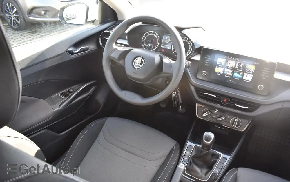 SKODA Fabia 1.0 Ambition