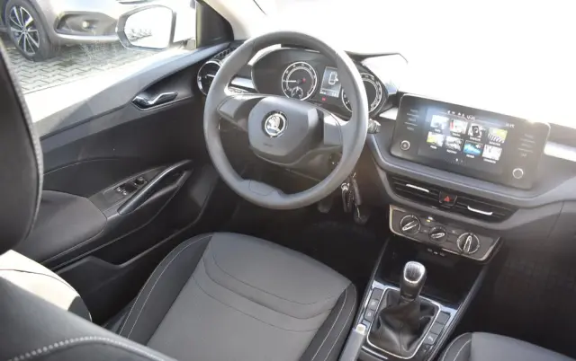 SKODA Fabia 1.0 Ambition