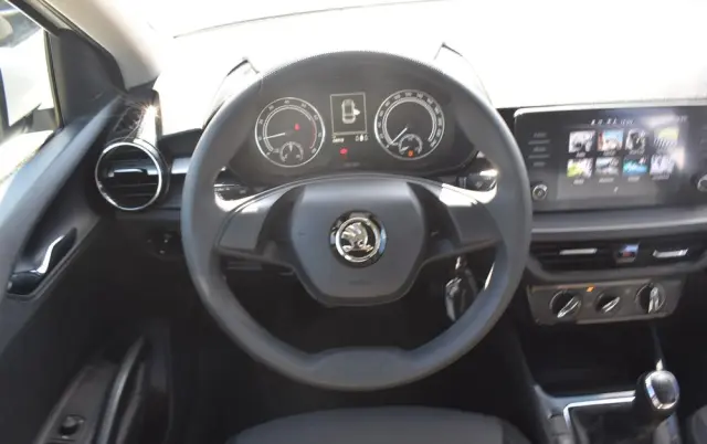 SKODA Fabia 1.0 Ambition