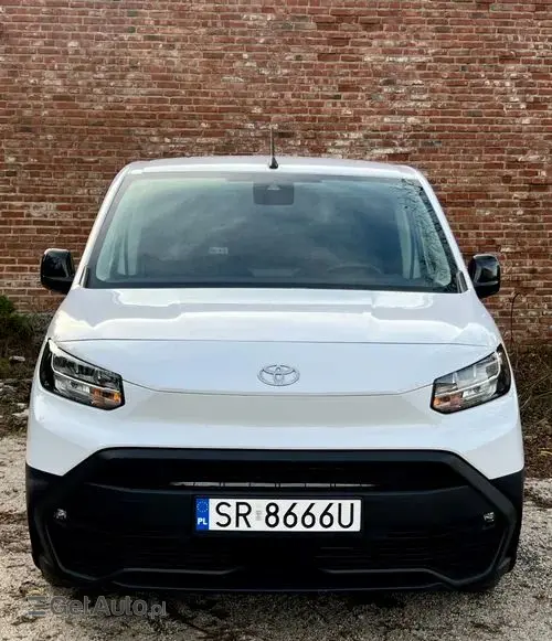 TOYOTA Proace City 
