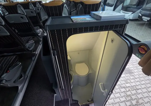 SETRA S 515 HD / SPROWADZONA / GNIAZDKA 230 V / EURO 6 