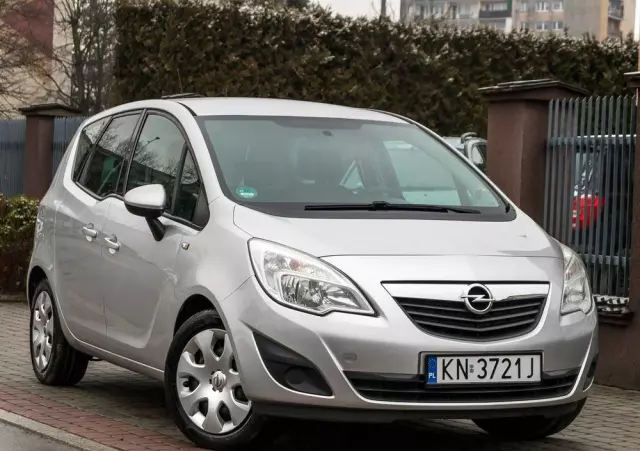 OPEL Meriva 