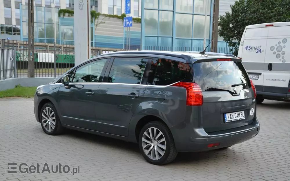 PEUGEOT 5008 1.6 THP Allure 7os