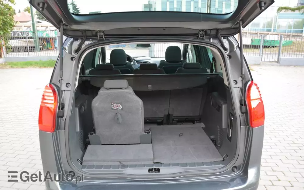 PEUGEOT 5008 1.6 THP Allure 7os