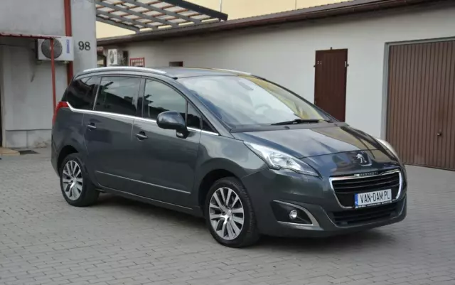 PEUGEOT 5008 1.6 THP Allure 7os