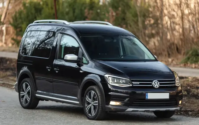 VOLKSWAGEN Caddy 2.0 TDI Comfortline