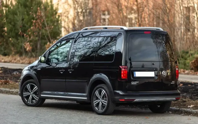 VOLKSWAGEN Caddy 2.0 TDI Comfortline