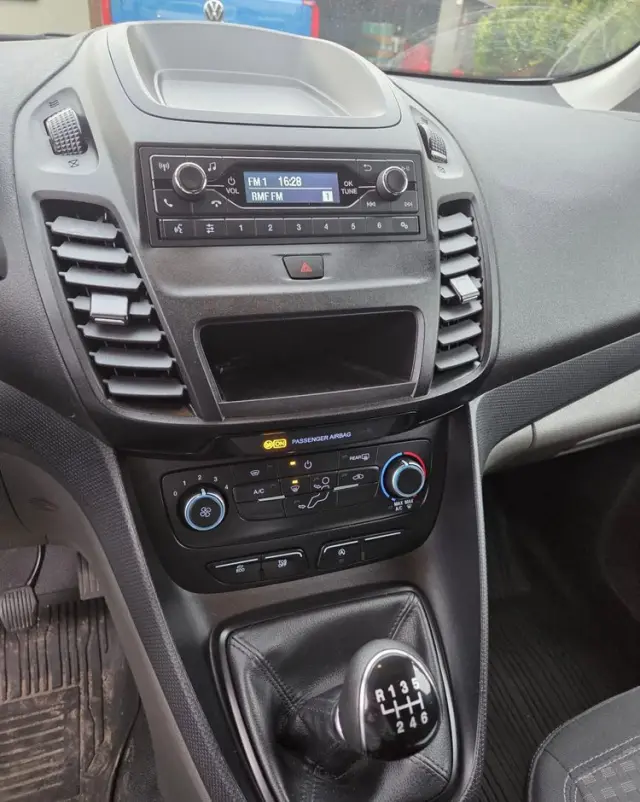 FORD Transit Connect Kombi 220 L1 Trend