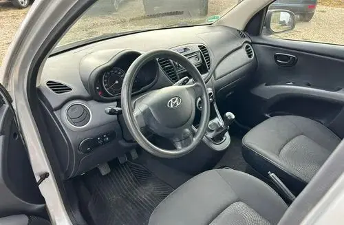 HYUNDAI I10 