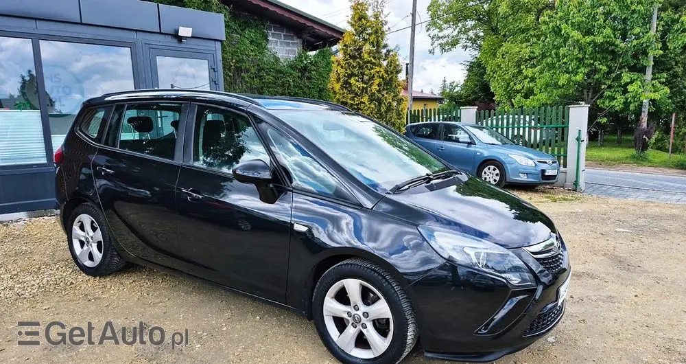 OPEL Zafira 1.4 T Cosmo