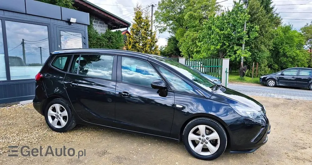 OPEL Zafira 1.4 T Cosmo