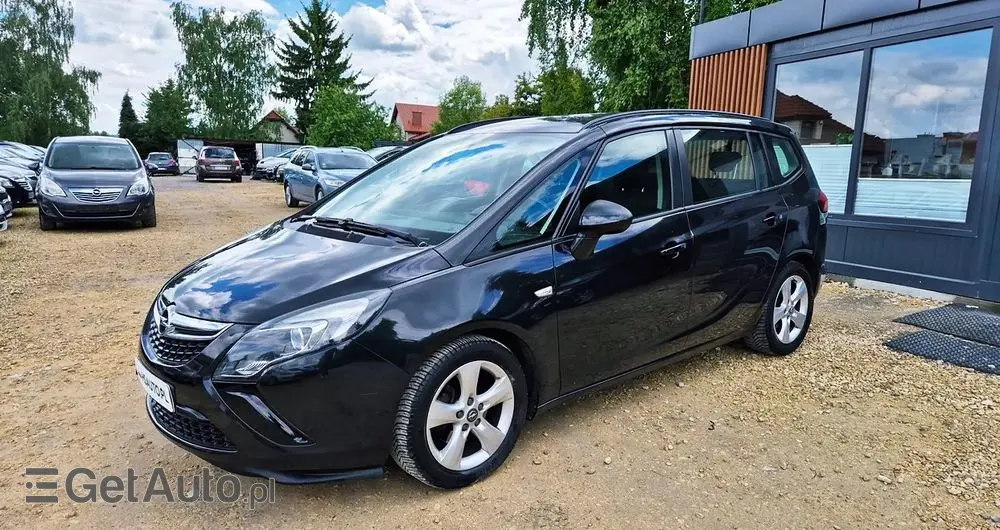 OPEL Zafira 1.4 T Cosmo