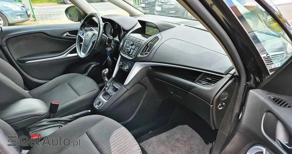 OPEL Zafira 1.4 T Cosmo