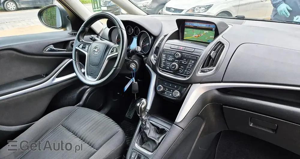 OPEL Zafira 1.4 T Cosmo