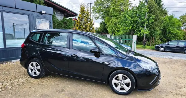 OPEL Zafira 1.4 T Cosmo