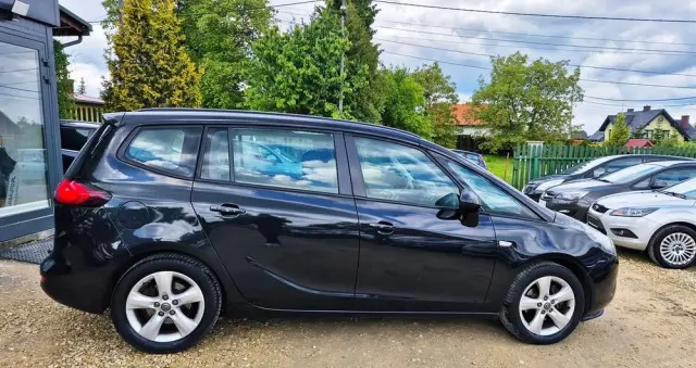 OPEL Zafira 1.4 T Cosmo