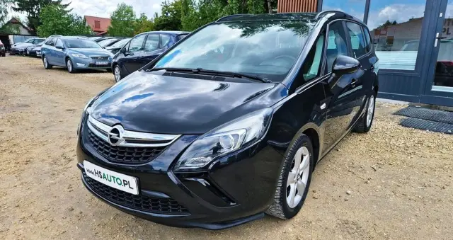 OPEL Zafira 1.4 T Cosmo