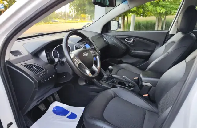 HYUNDAI Ix35 