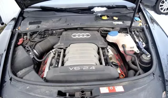 AUDI A6 
